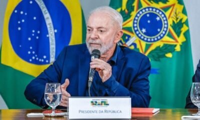 Este projeto visa regulamentar os cassinos em estabelecimentos físicos em todo o território brasileiro. Veja artigo