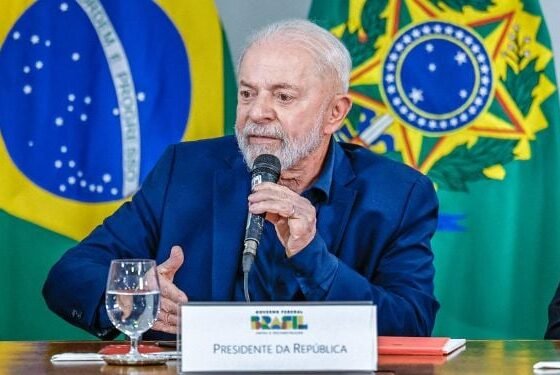 Este projeto visa regulamentar os cassinos em estabelecimentos físicos em todo o território brasileiro. Veja artigo